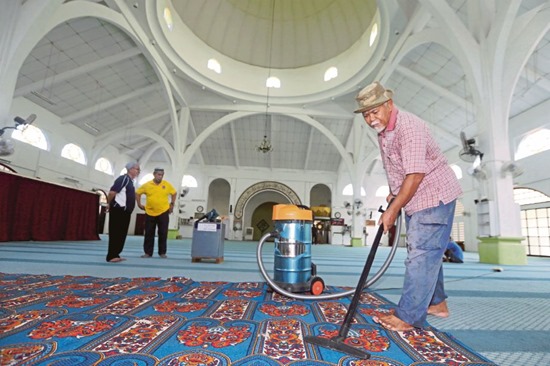 TITIPAN KASIH METRO 2017 / MASJID AL-IRSYAD / GELANG PATAH