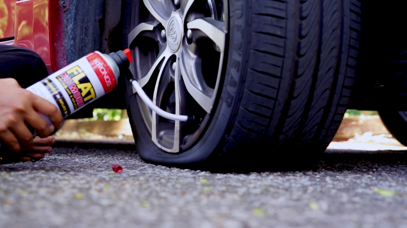 KRONOS FLATNOMORE - TYRE SEALANT & INFLATOR.png