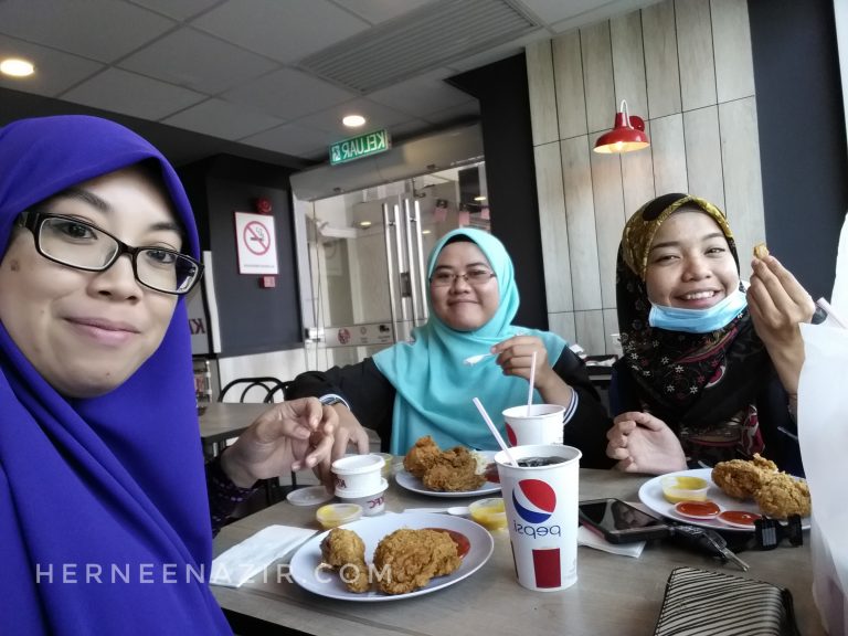Tuesday’s Lunch Bersama Rakan Sebaya