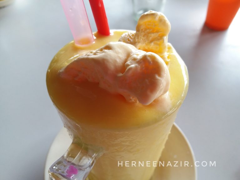 Thursday’s Lunch – Mangga Susu
