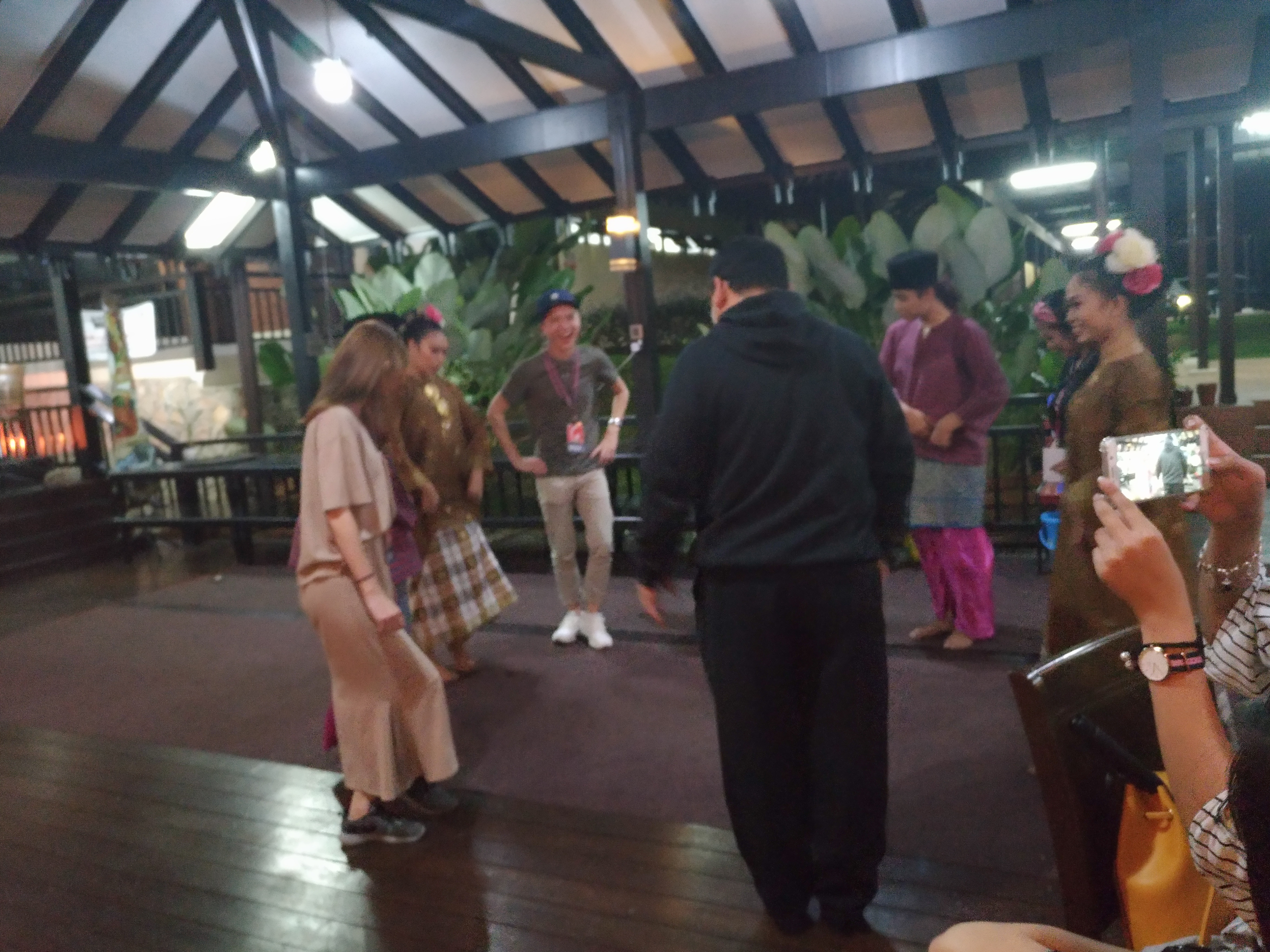 P_20171012_213738_vHDR_On