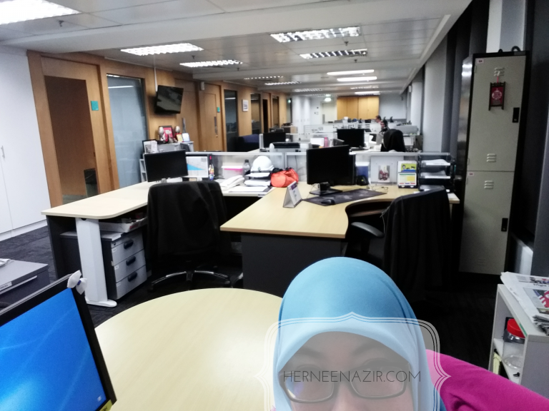 Bila Kau Masih Bekerja Sehari Sebelum Raya