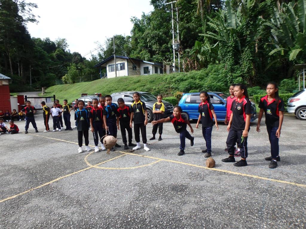 Kempen Cerahi Kehidupan Bersama TOP Amalkan Norma Baharu Bantu Anak Orang Asli Kembali ke Sekolah Dengan Selamat