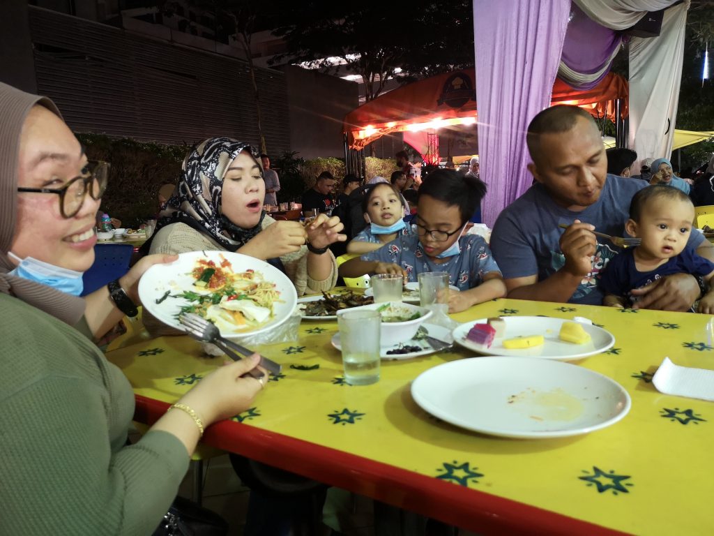 Berbuka Puasa di Mana Cafe Puteri Harbour
