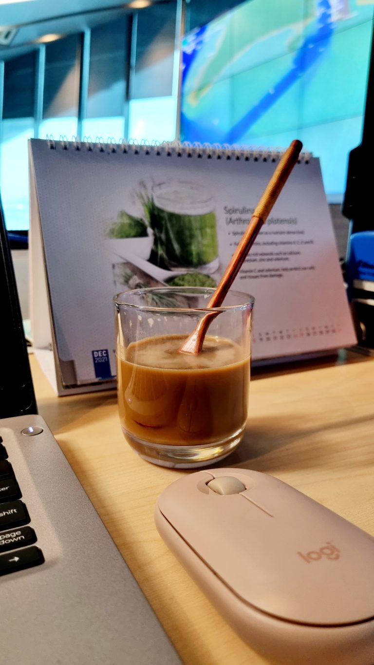 Hi Monday! Please Be Awesome!