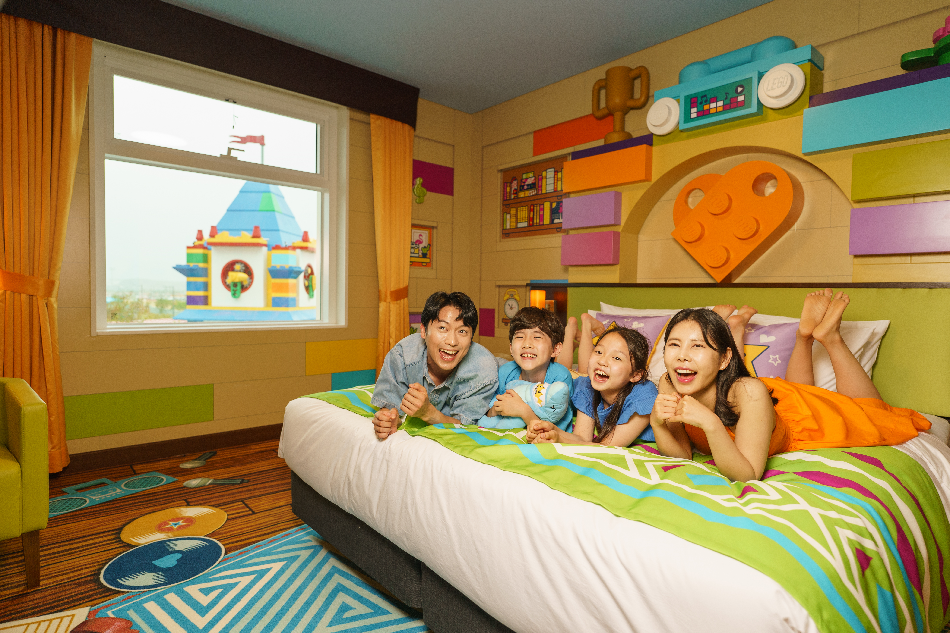 New LEGO® Friends-Themed Rooms at LEGOLAND Hotel