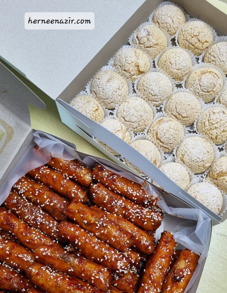 Wordless Wednesday - Japanese Cream Puff & Pohpia Sira Pedas