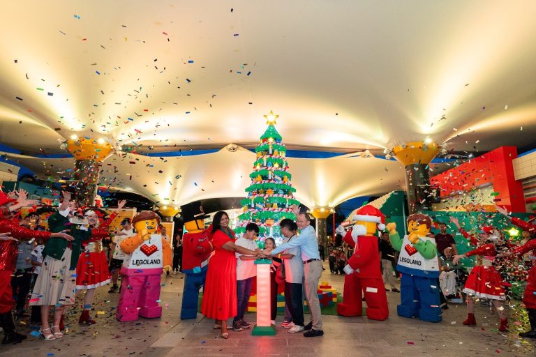 LEGOLAND® Malaysia Resort Unveils Brand-New LEGO® Holiday Tree to Kick Off a Brick-tacular Christmas Season