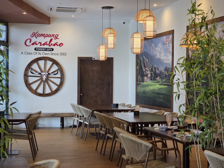 Review Kampung Carabao Forest City: Tempat Makan Best Dengan View Cantik