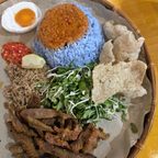 Wordless Wednesday – Nasi Kerabu Restoran Dapur Ibu